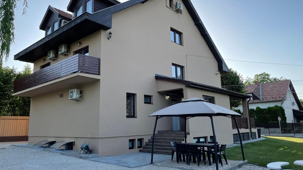 City Apartman Balatonfoldvar Exterior photo